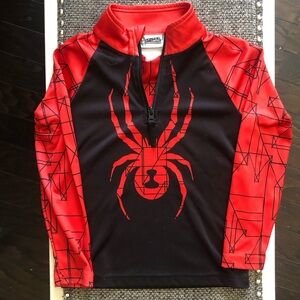 Spyder brand, size 5, red and black pullover half zip.